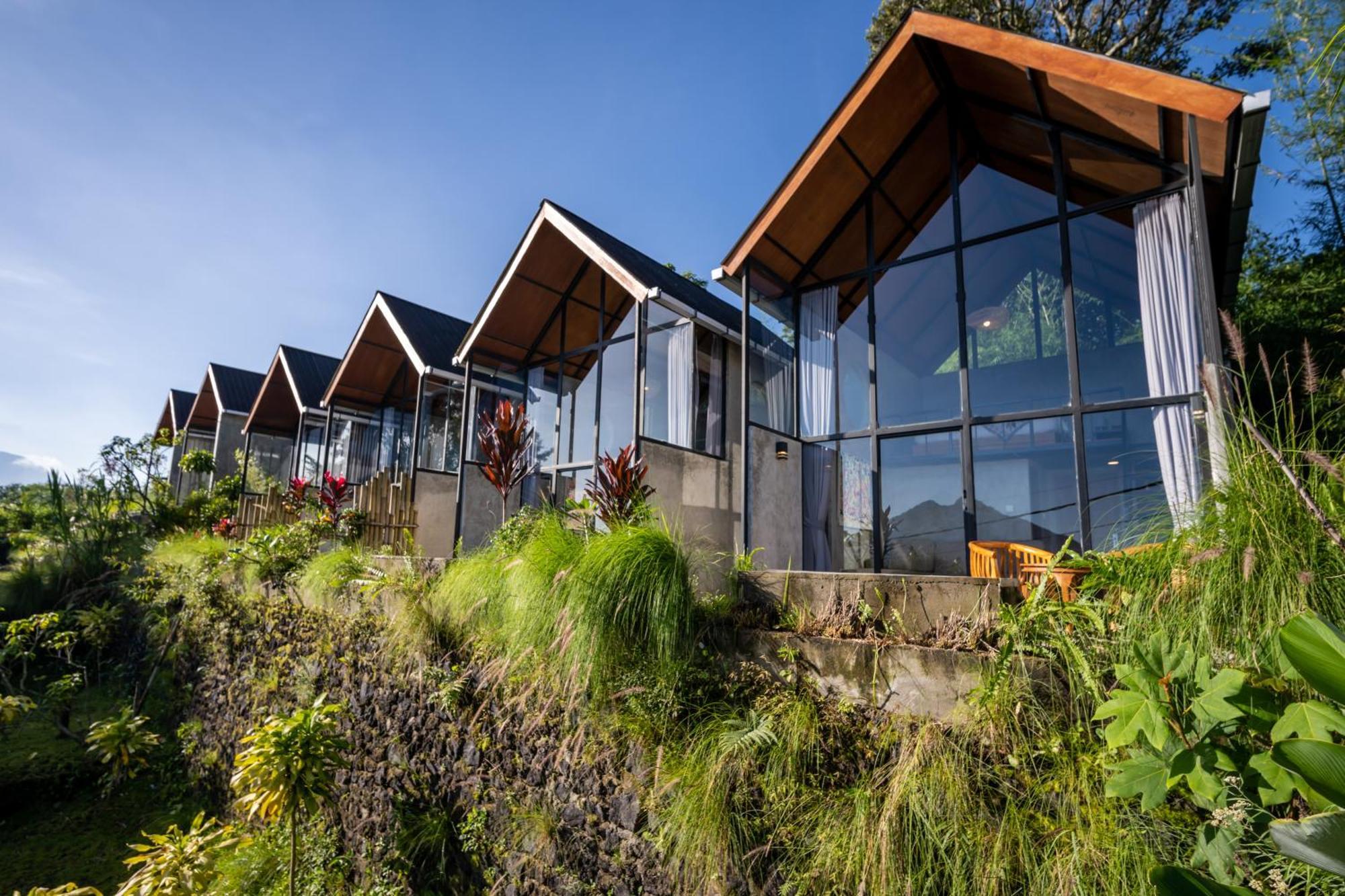 Puncak Gunung Kintamani Hotel Exterior photo