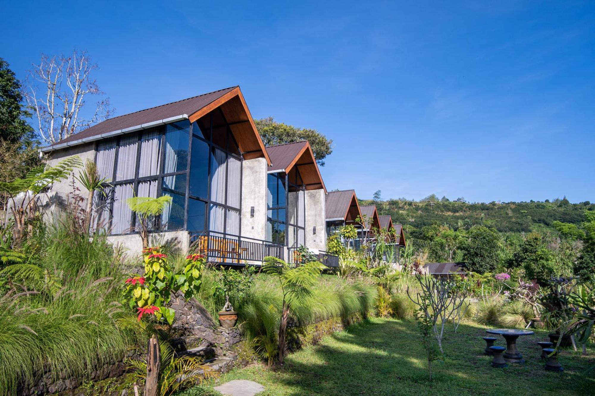 Puncak Gunung Kintamani Hotel Exterior photo