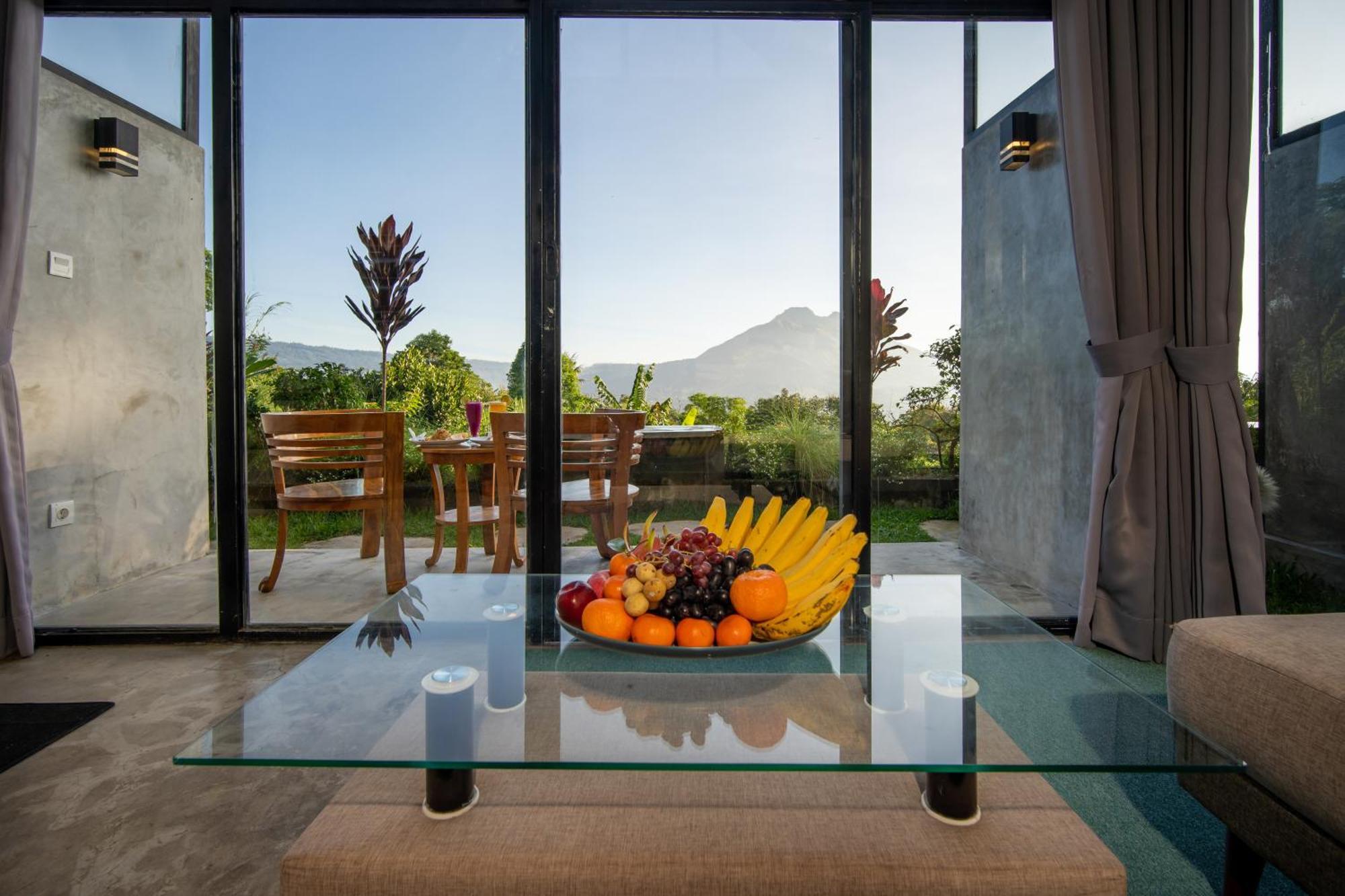 Puncak Gunung Kintamani Hotel Exterior photo